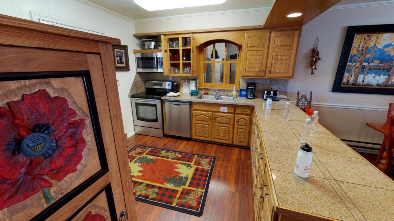 Claim Jumper 8 Townhouse With High Speed Wifi Apartment Red River Bagian luar foto