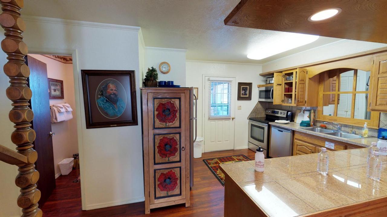 Claim Jumper 8 Townhouse With High Speed Wifi Apartment Red River Bagian luar foto