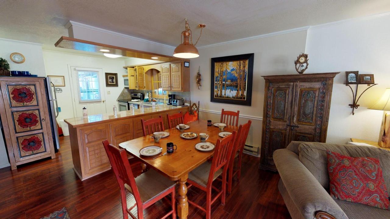 Claim Jumper 8 Townhouse With High Speed Wifi Apartment Red River Bagian luar foto